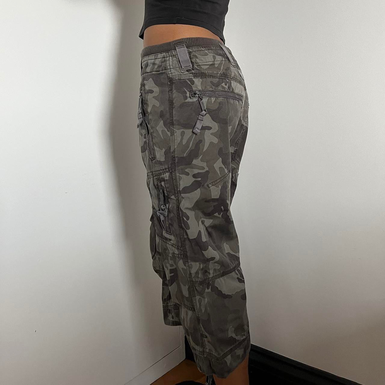 Cargo Capri Trousers - Size S