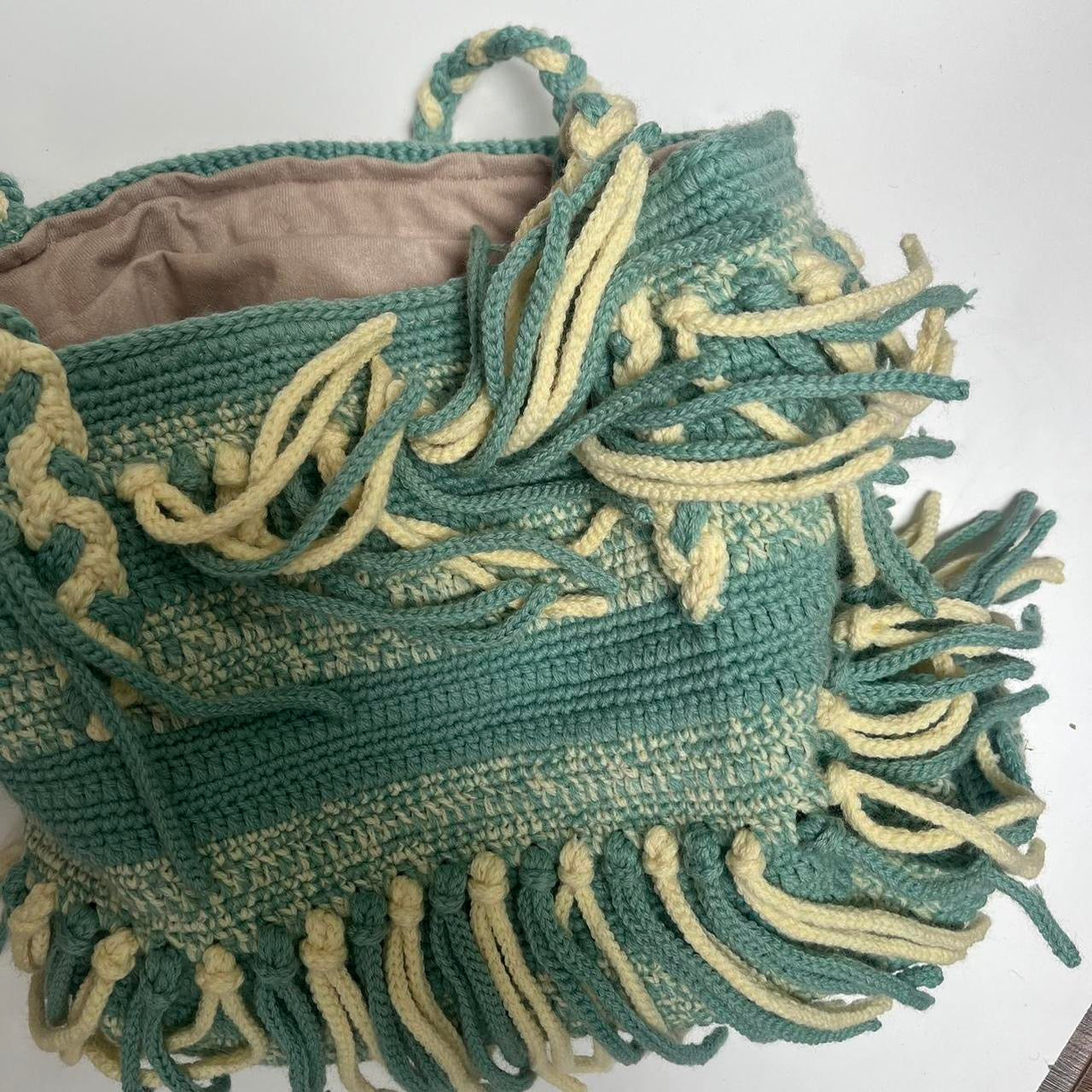 Knit Tassel Bag